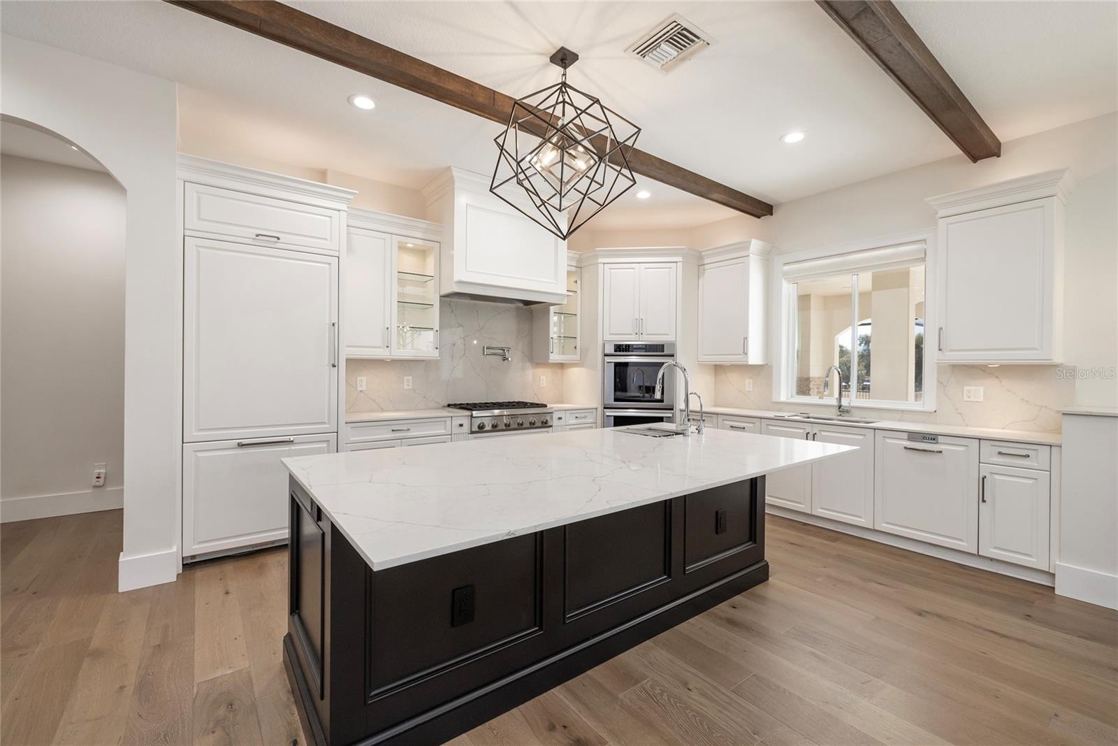 Listing photo id 2 for 17253 Breeders Cup Drive