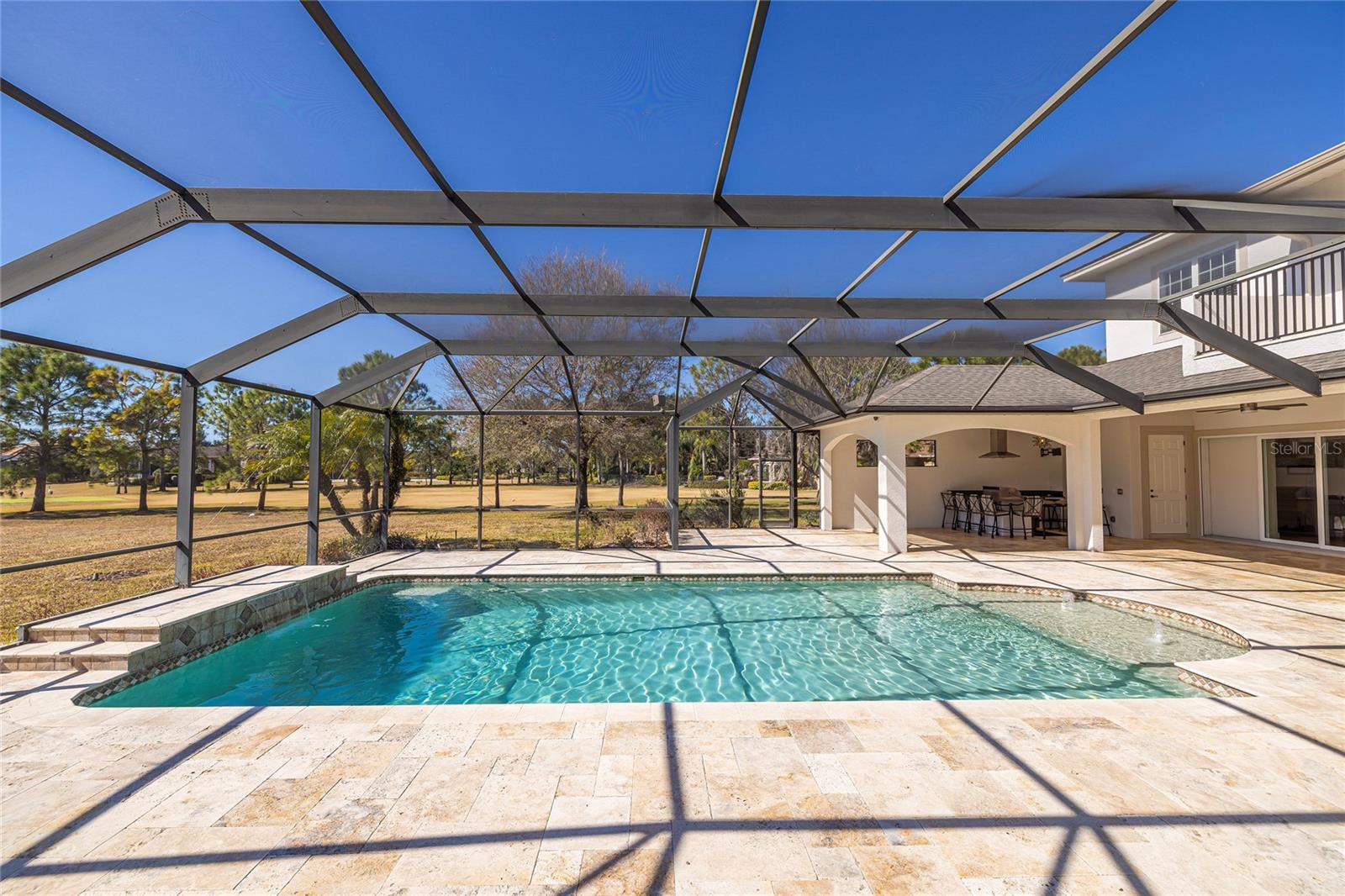 Listing photo id 39 for 17253 Breeders Cup Drive