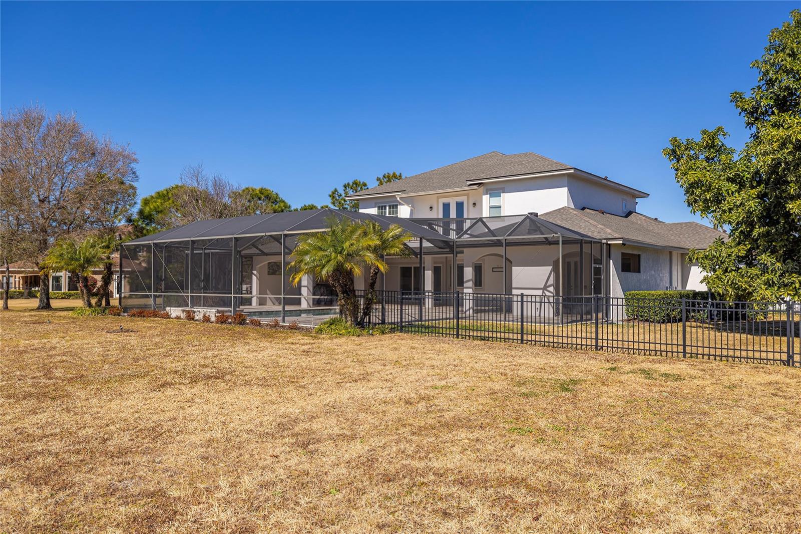 Listing photo id 40 for 17253 Breeders Cup Drive