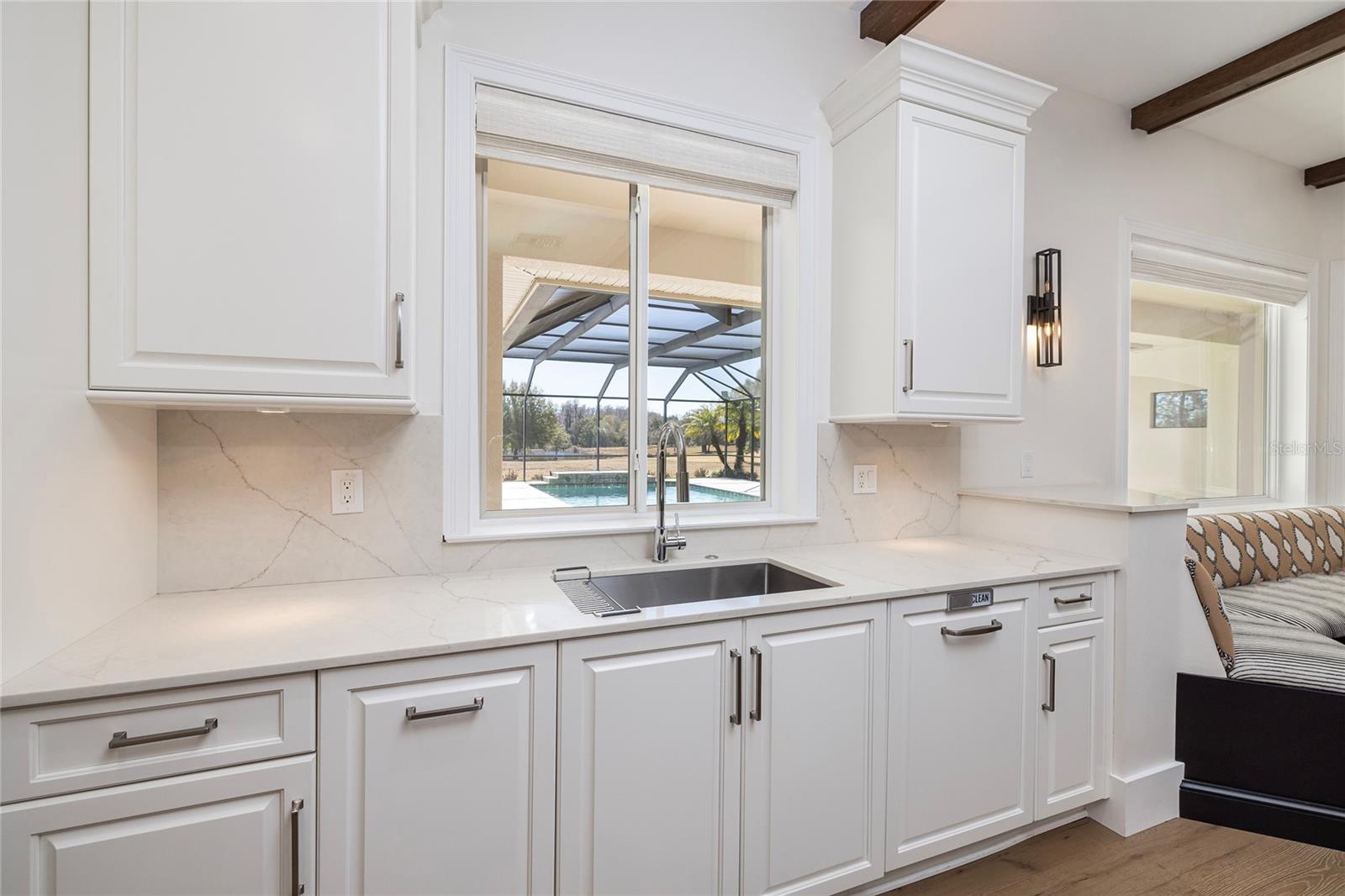 Listing photo id 3 for 17253 Breeders Cup Drive