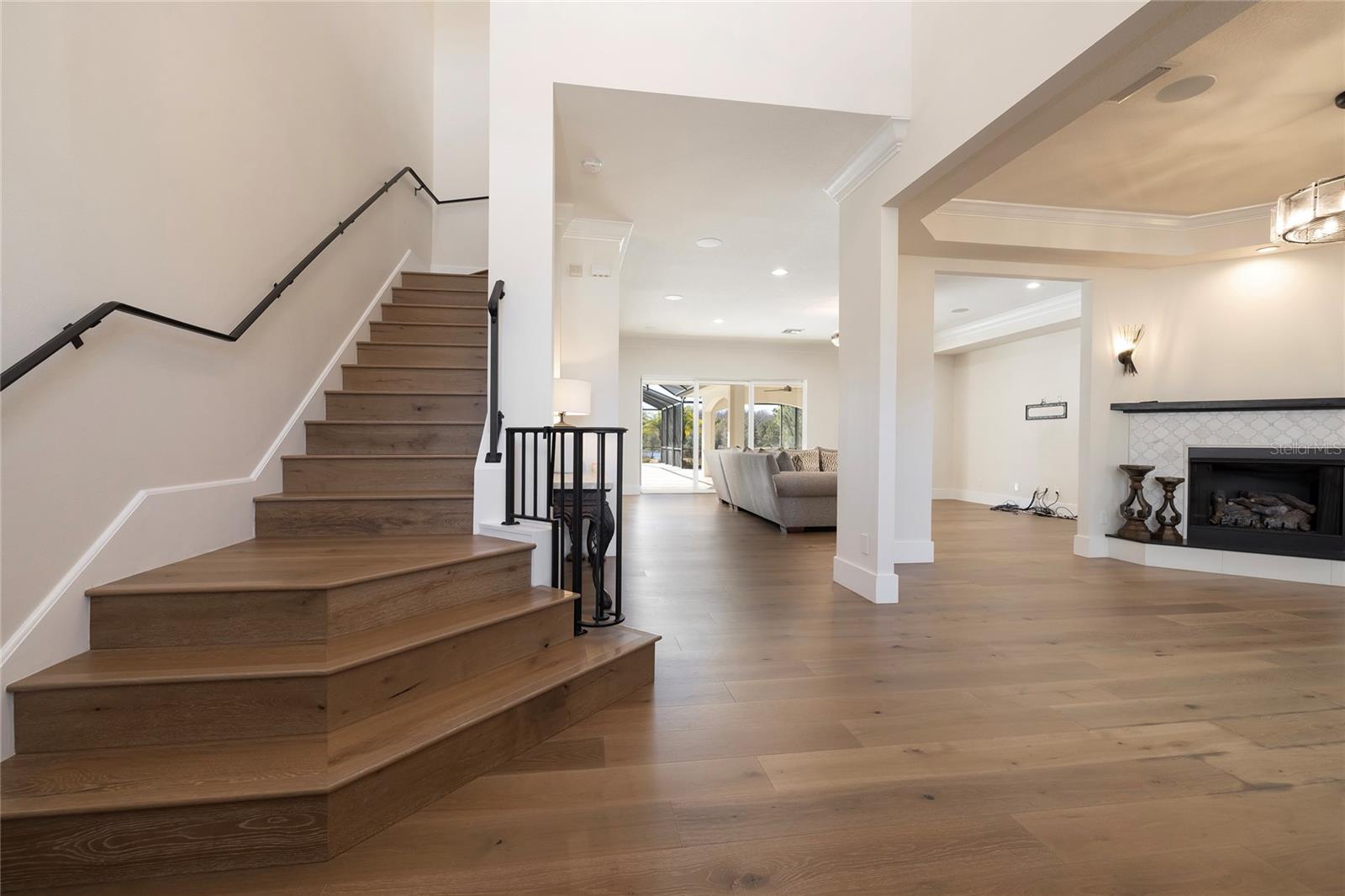 Listing photo id 6 for 17253 Breeders Cup Drive