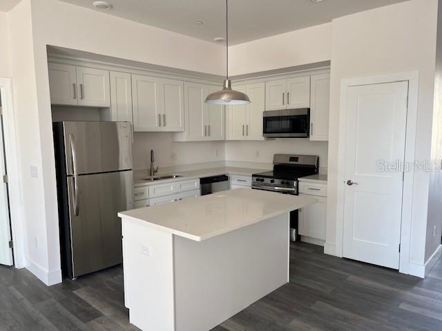 Image 4 of 11 For 2104 Columbus Drive 204