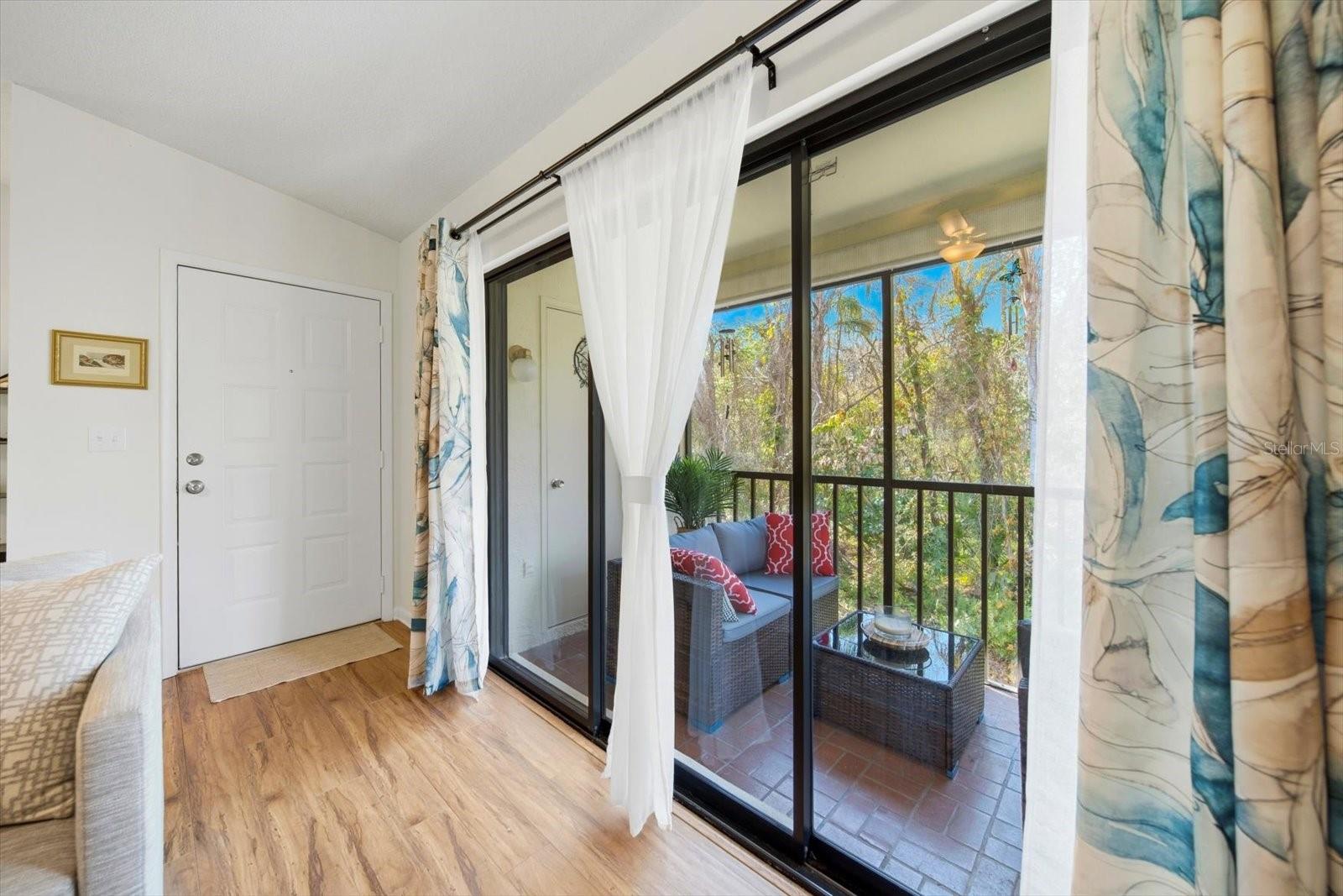 Image 11 of 43 For 3301 Crystal Court E Unit M