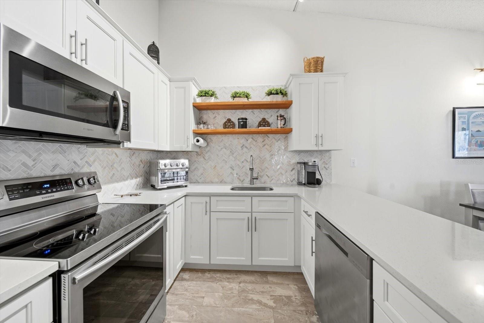 Image 17 of 43 For 3301 Crystal Court E Unit M