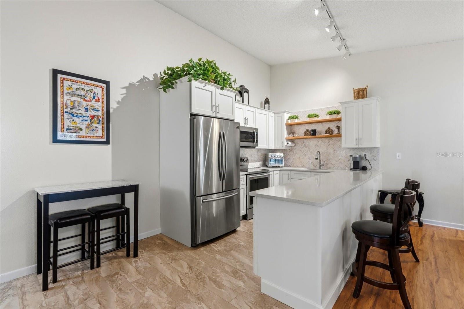 Image 19 of 43 For 3301 Crystal Court E Unit M