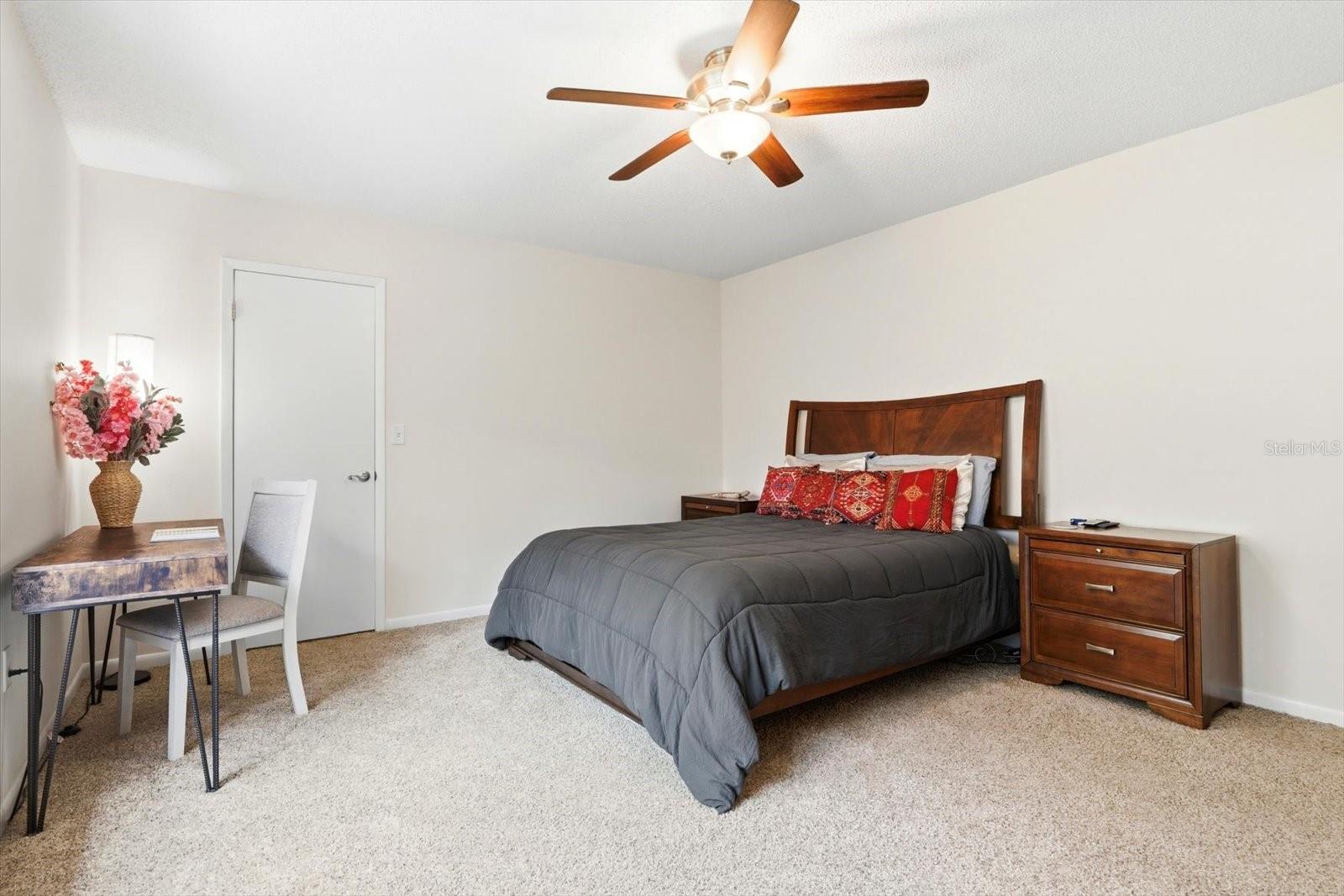 Image 23 of 43 For 3301 Crystal Court E Unit M