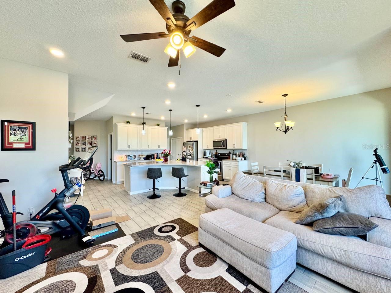 Image 10 of 35 For 11281 Beach Walk Way Ne