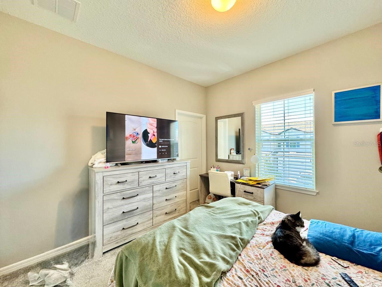 Image 28 of 35 For 11281 Beach Walk Way Ne