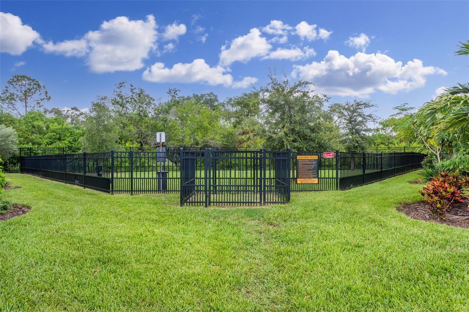 Image 35 of 35 For 11281 Beach Walk Way Ne