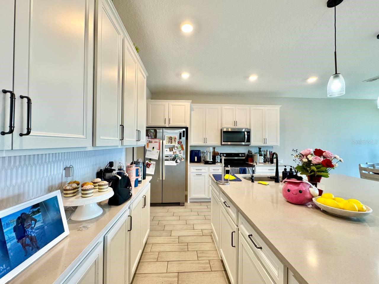 Image 6 of 35 For 11281 Beach Walk Way Ne