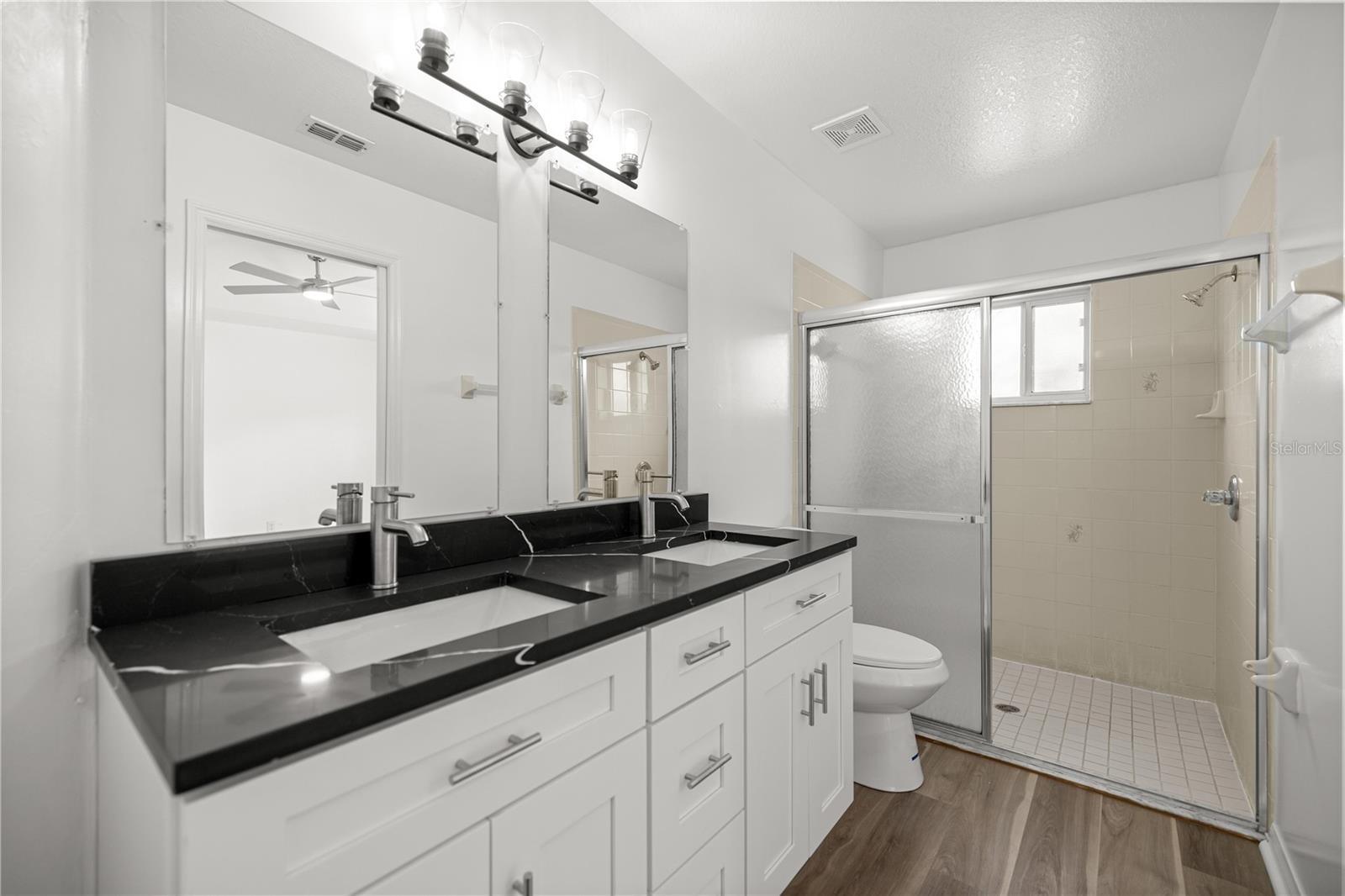 Image 11 of 25 For 9920 63rd Court