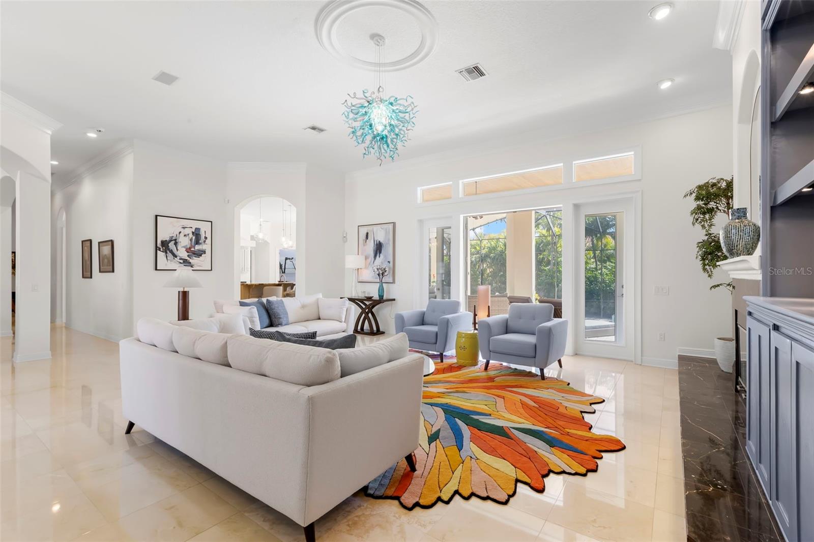 Image 11 of 94 For 5264 61st Avenue S