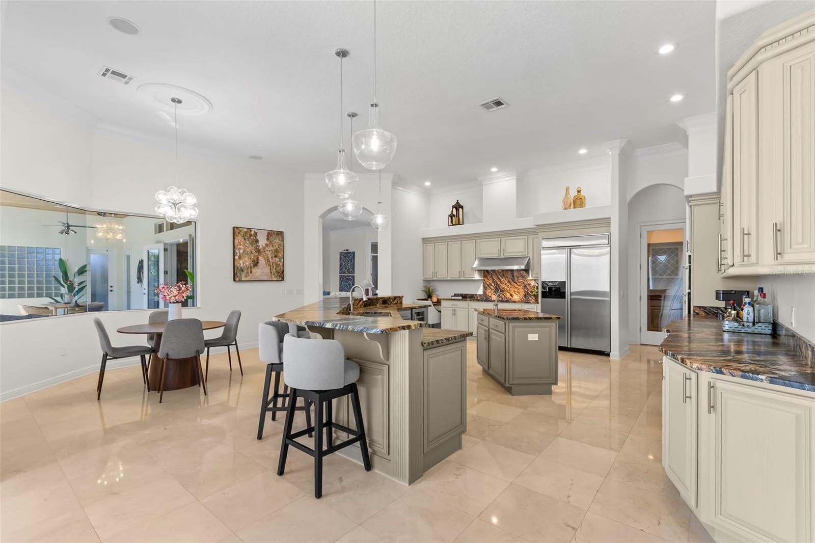 Image 14 of 94 For 5264 61st Avenue S