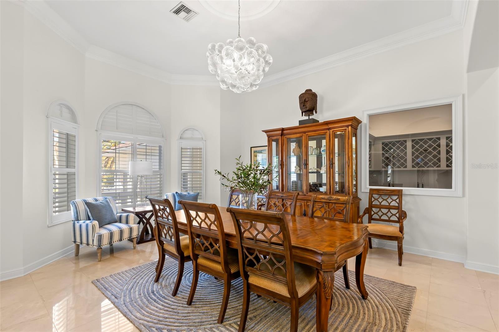 Image 25 of 94 For 5264 61st Avenue S