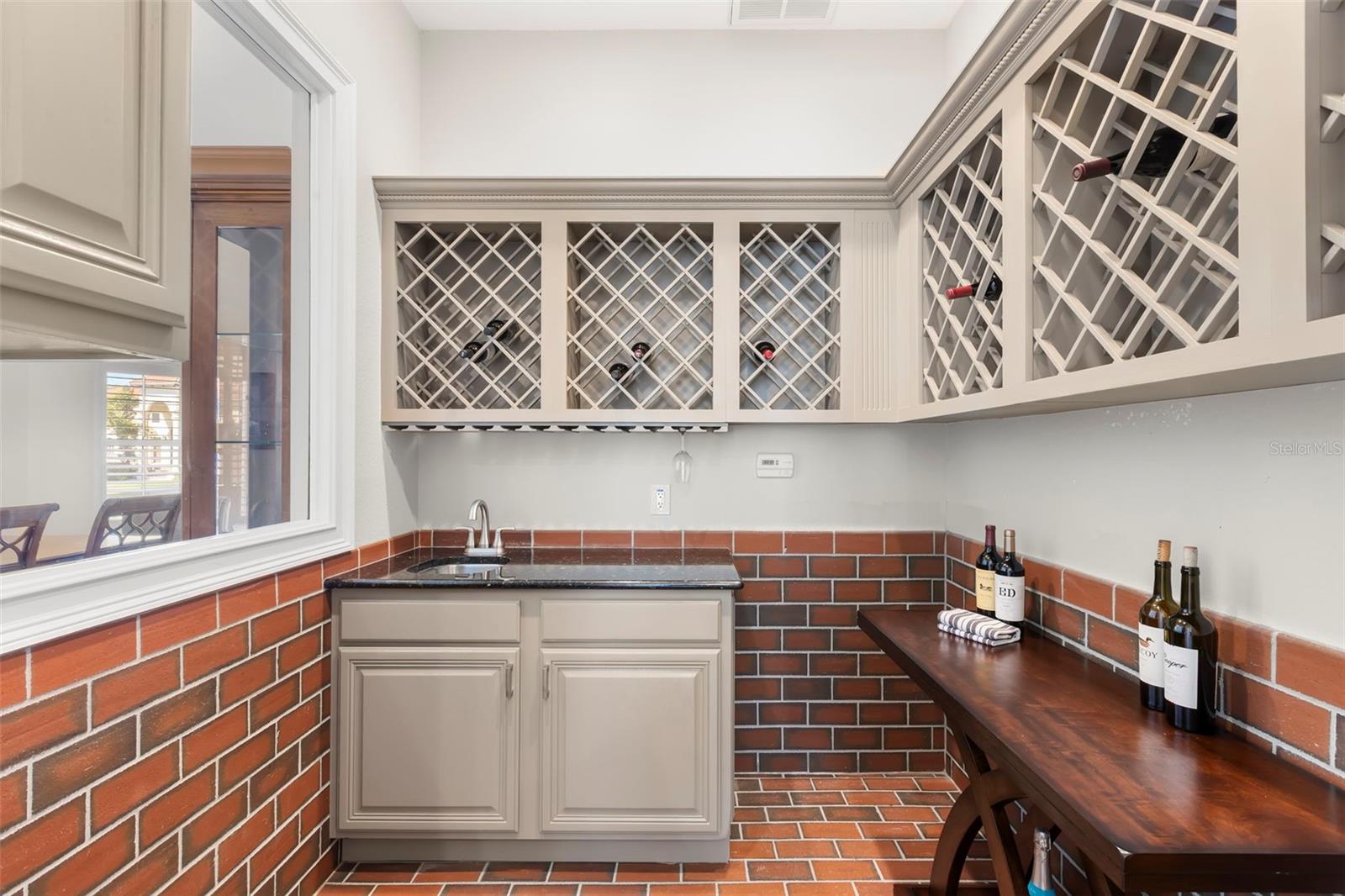 Image 26 of 94 For 5264 61st Avenue S