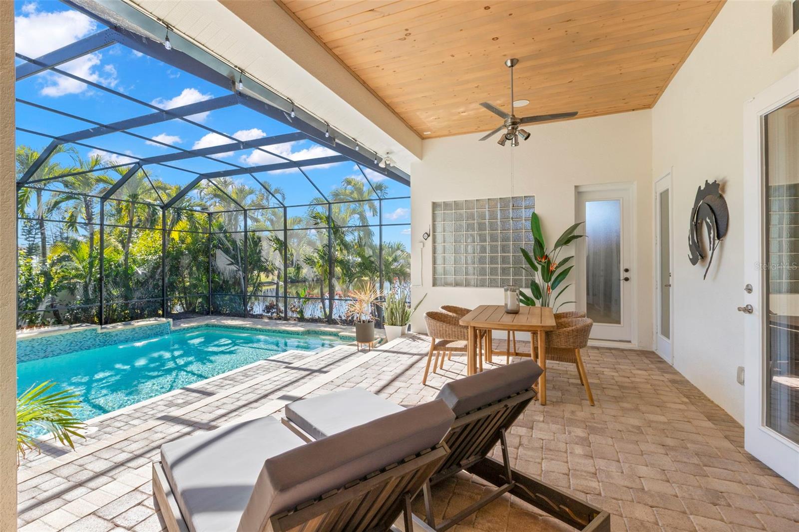 Image 30 of 94 For 5264 61st Avenue S