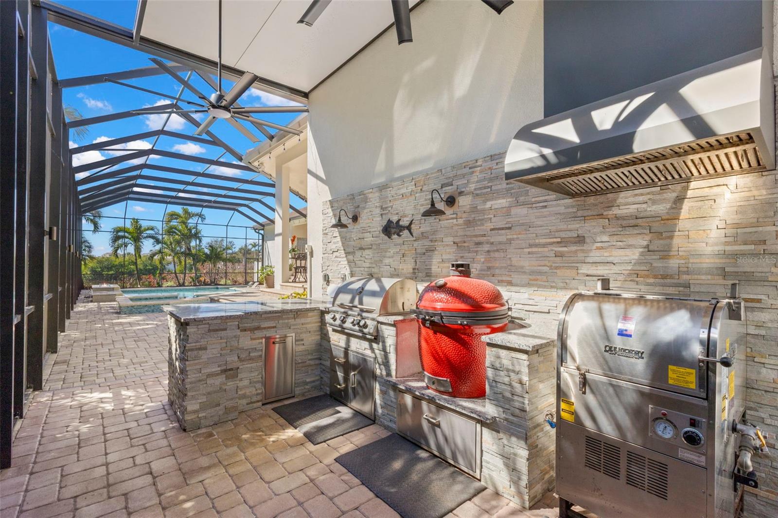 Image 36 of 94 For 5264 61st Avenue S