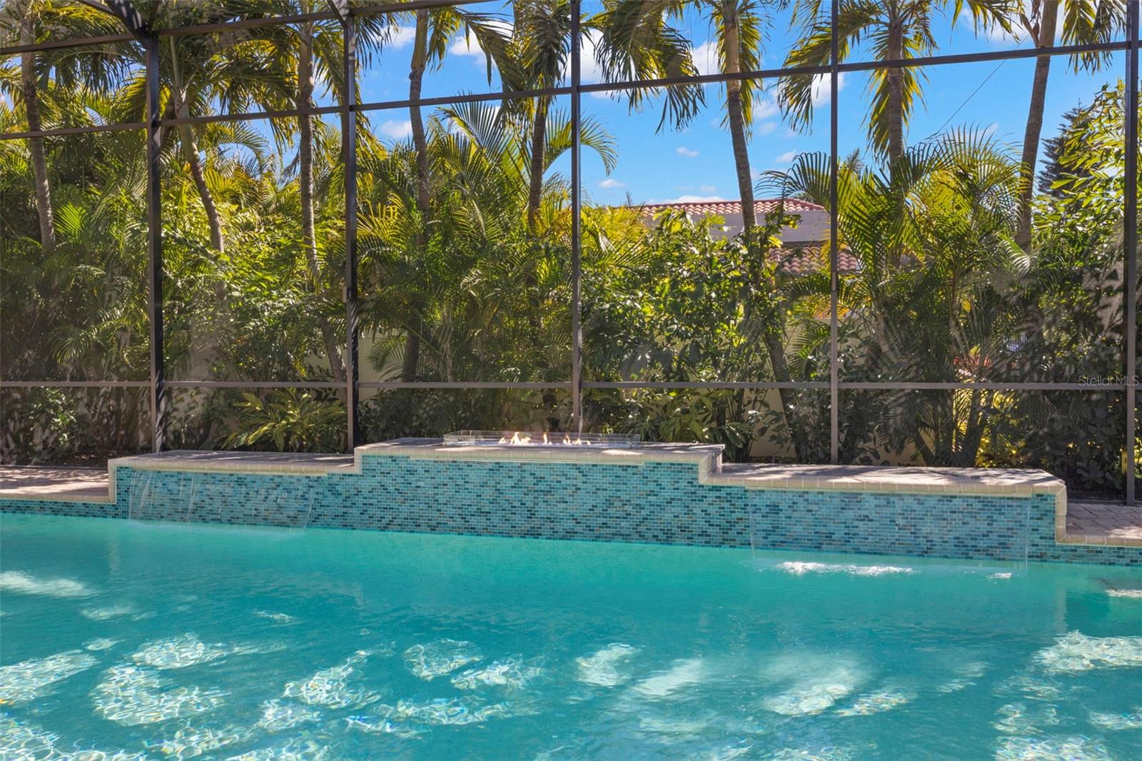 Image 39 of 94 For 5264 61st Avenue S