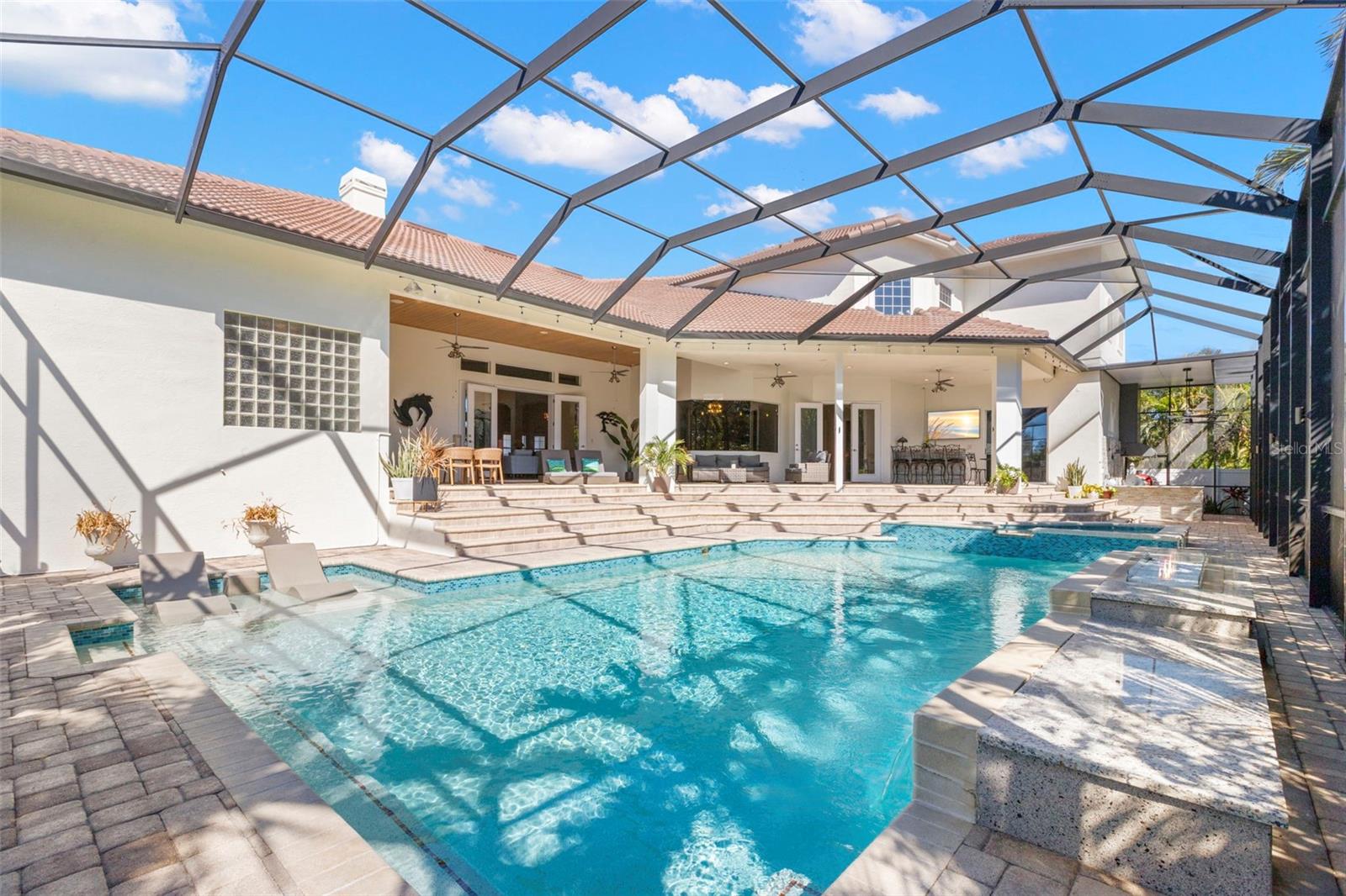 Image 41 of 94 For 5264 61st Avenue S