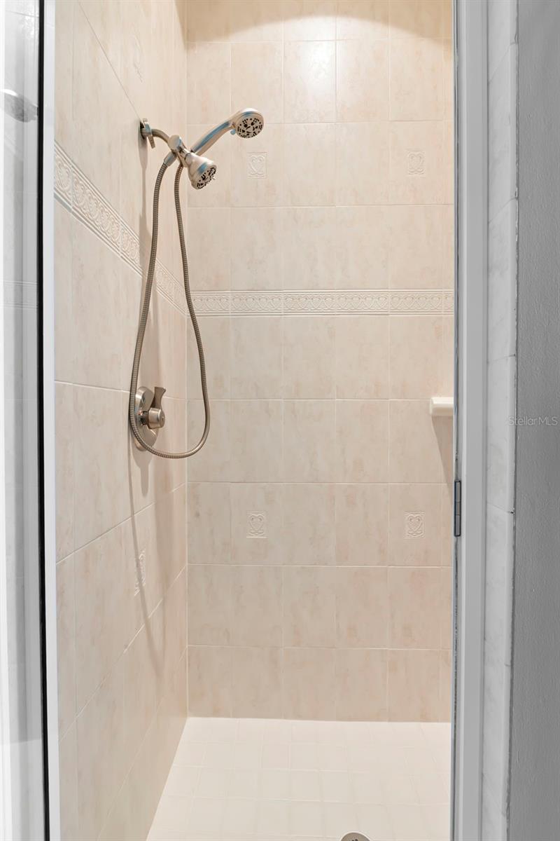 Image 68 of 94 For 5264 61st Avenue S