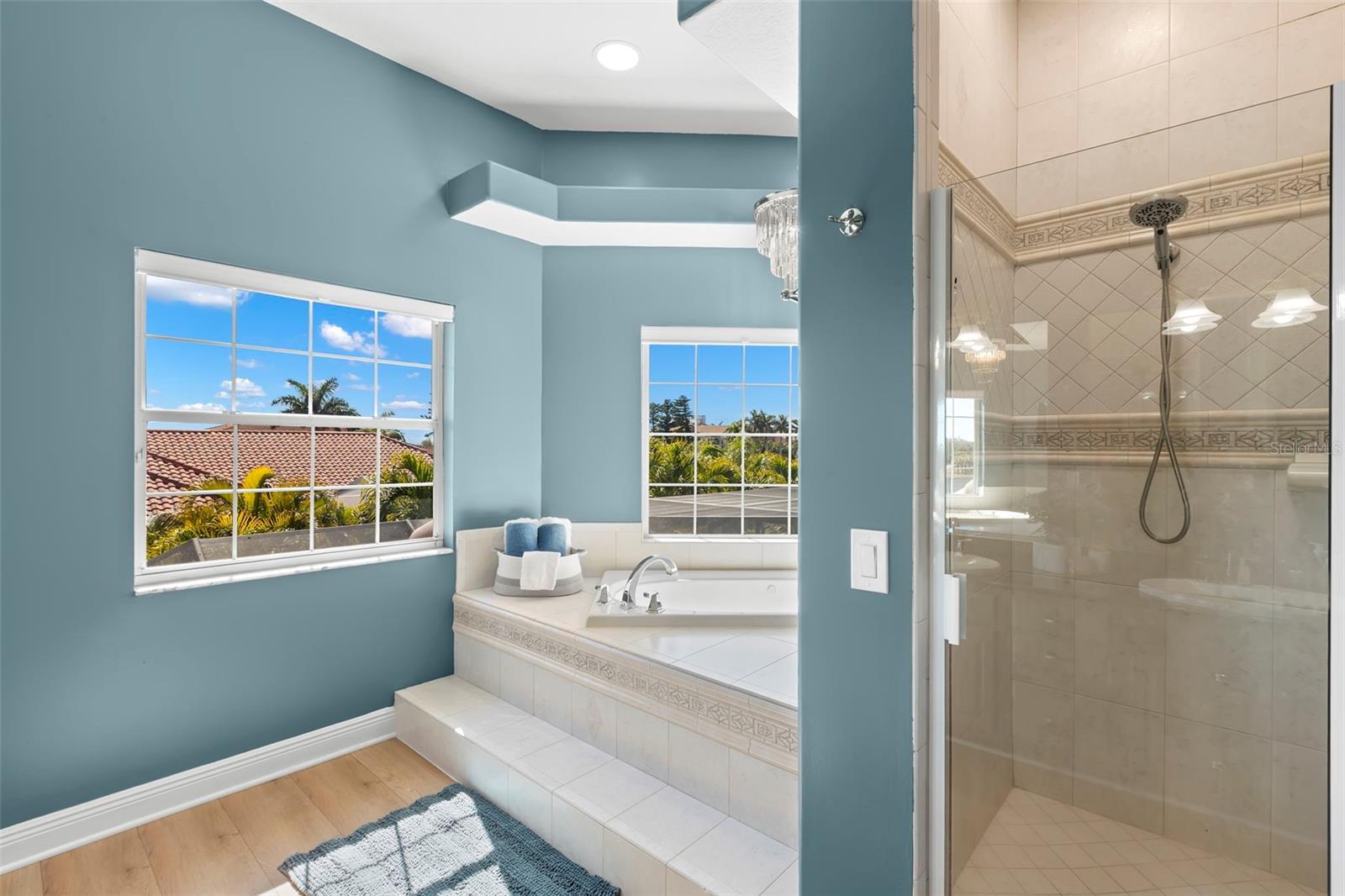 Image 77 of 94 For 5264 61st Avenue S