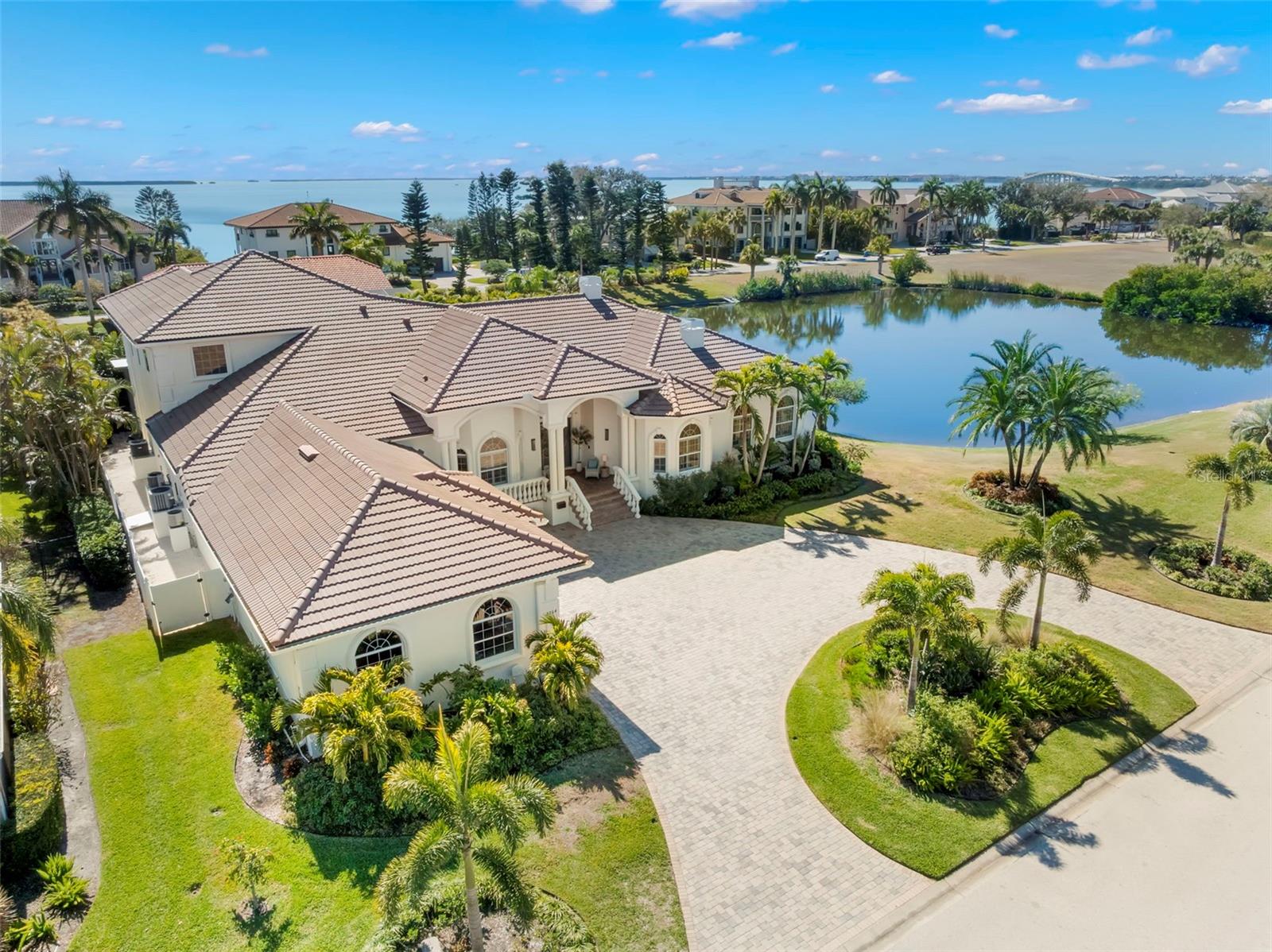 Image 86 of 94 For 5264 61st Avenue S