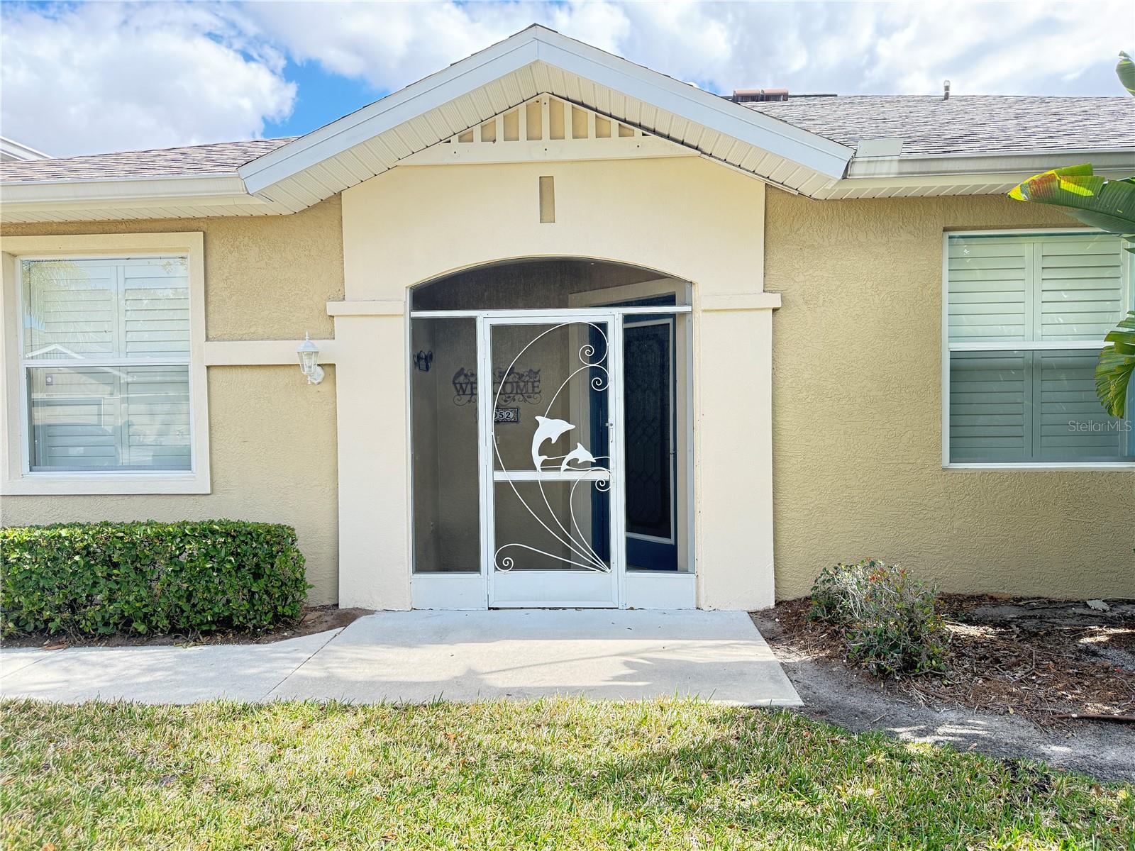 Image 4 of 51 For 2052 Inverness Greens Drive