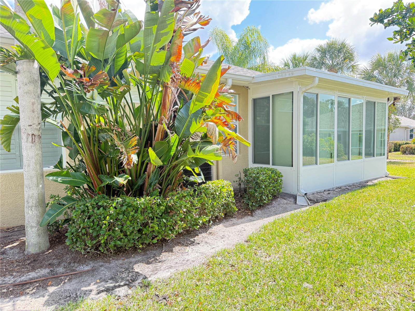 Image 5 of 51 For 2052 Inverness Greens Drive