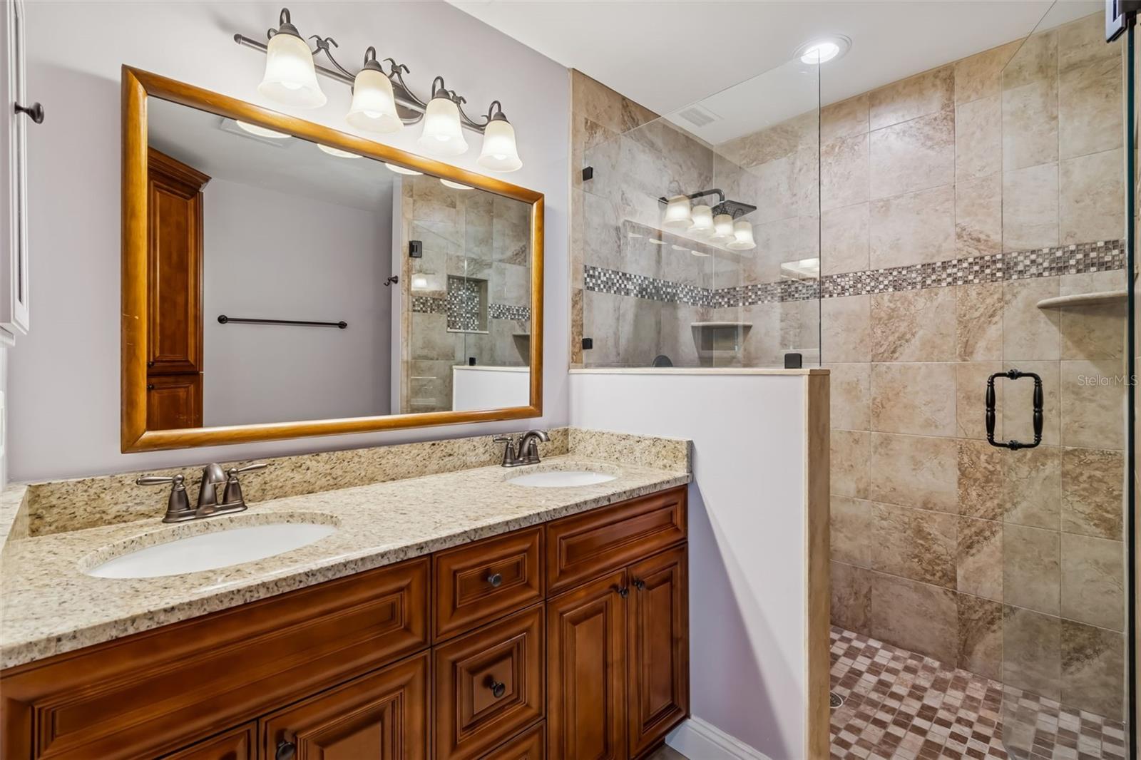 Image 16 of 51 For 3106 Lake Ellen Drive