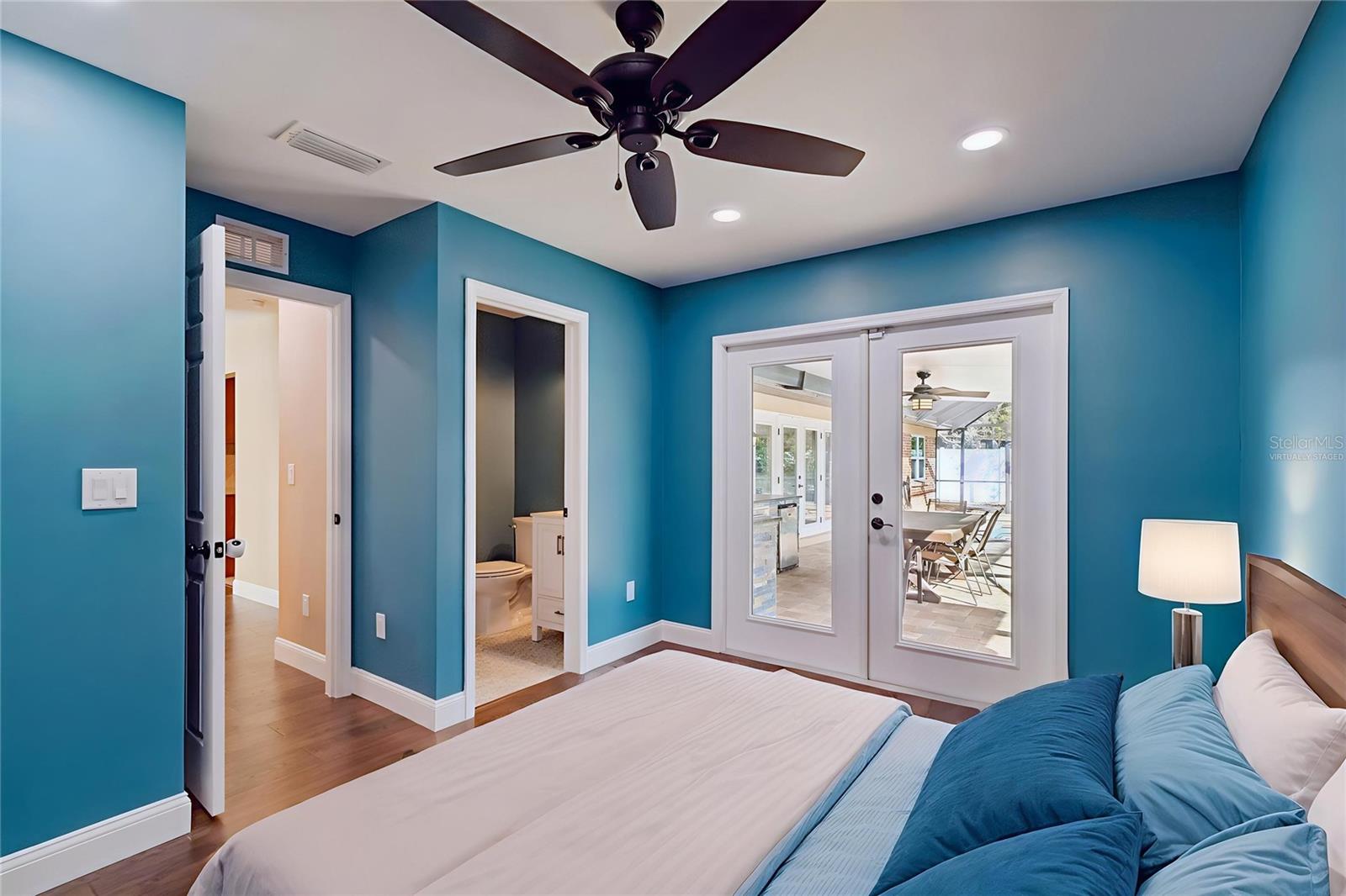 Image 22 of 51 For 3106 Lake Ellen Drive