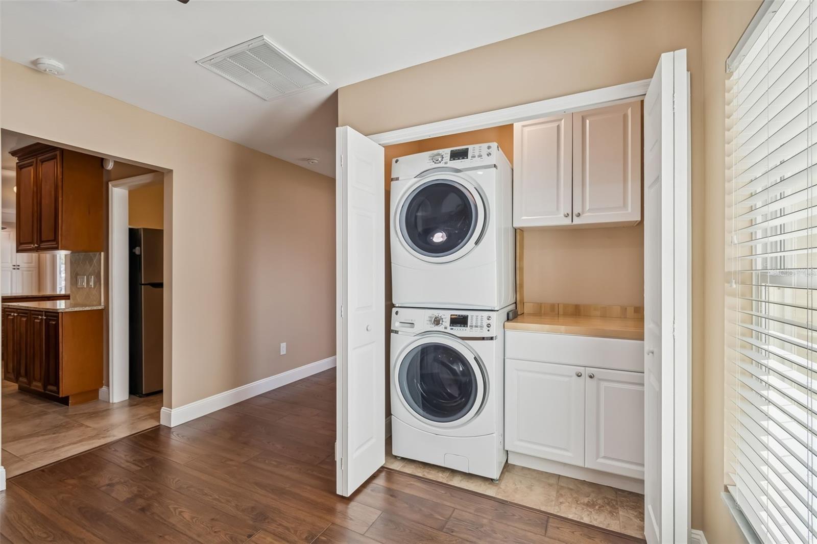 Image 29 of 51 For 3106 Lake Ellen Drive