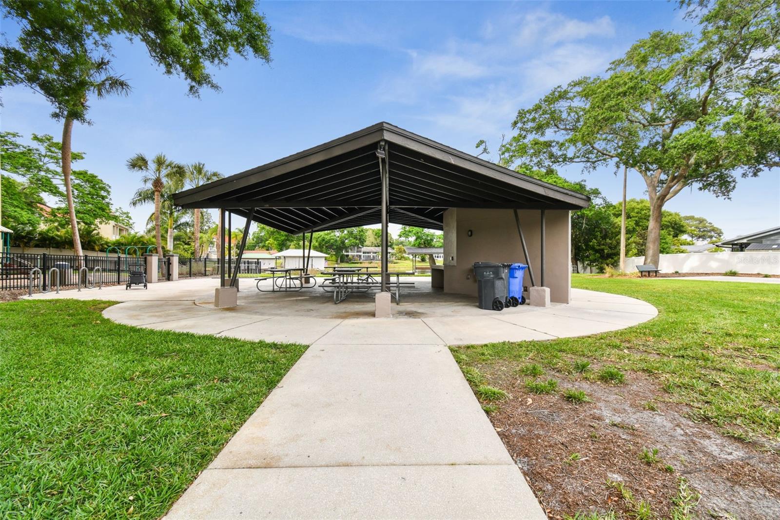 Image 49 of 51 For 3106 Lake Ellen Drive