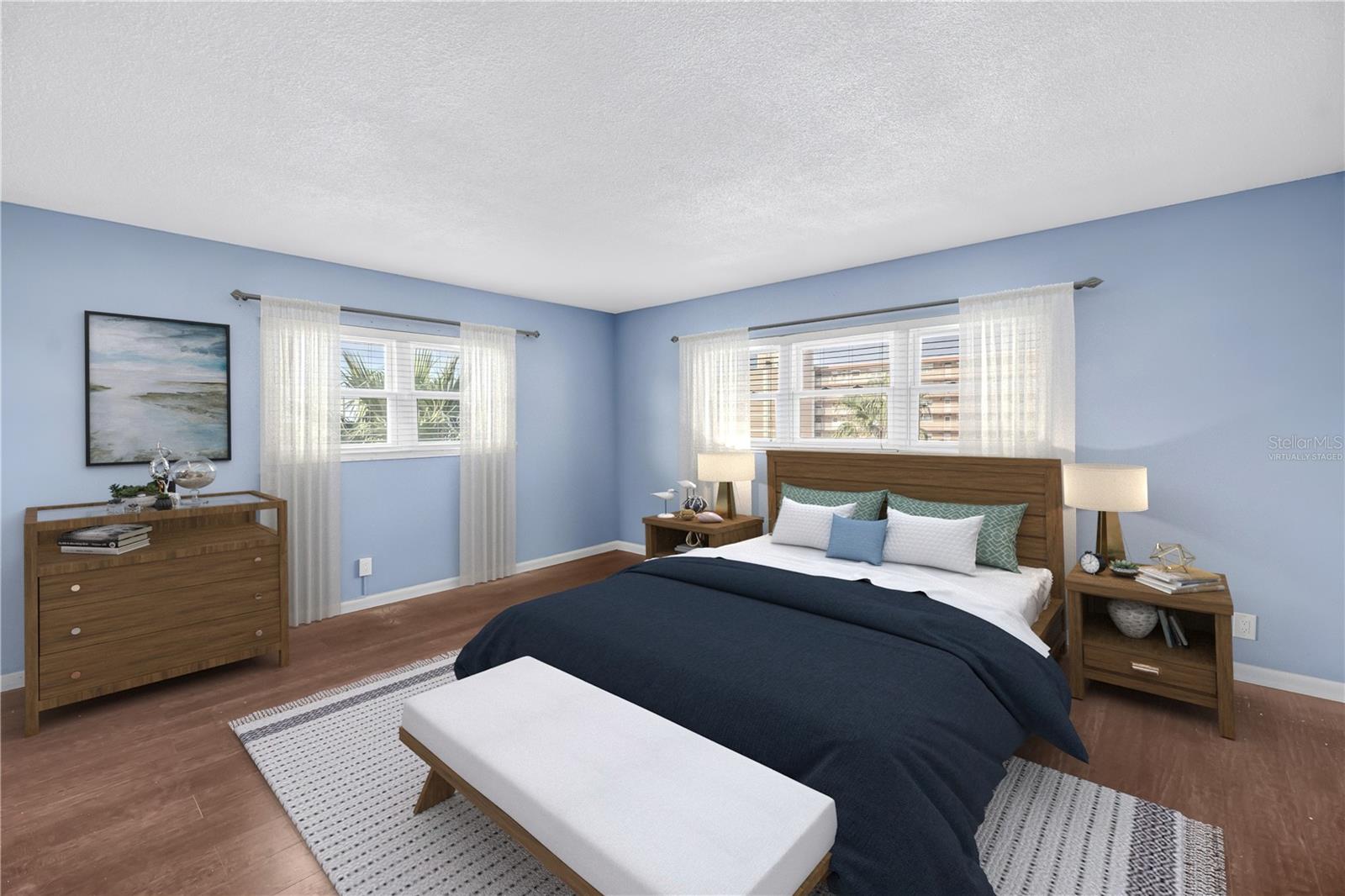 Listing photo id 16 for 1868 Shore Drive S 514