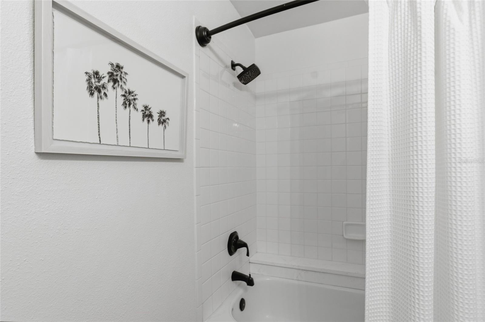 Image 13 of 19 For 1000 Horatio Street 218