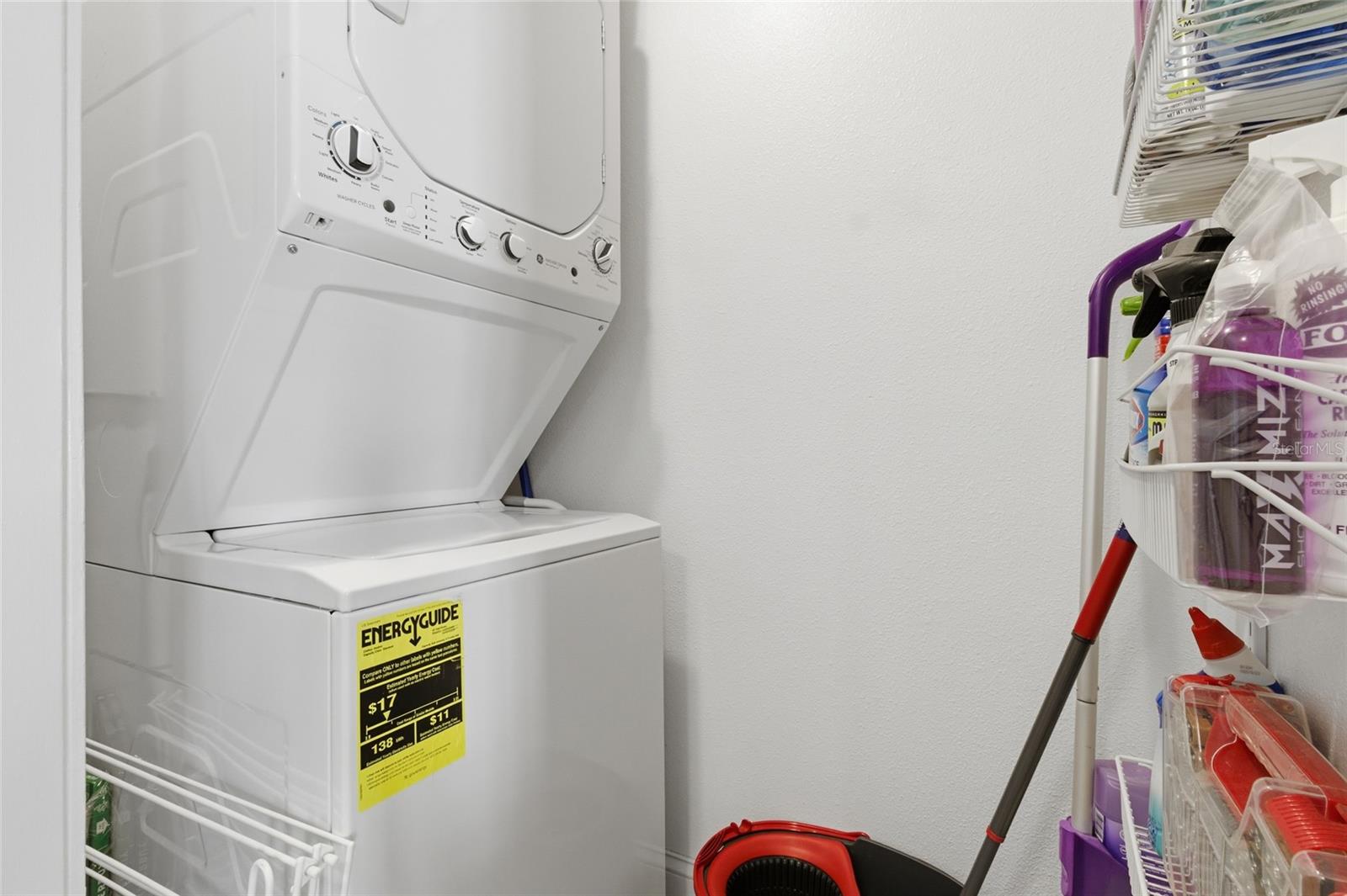 Image 16 of 19 For 1000 Horatio Street 218