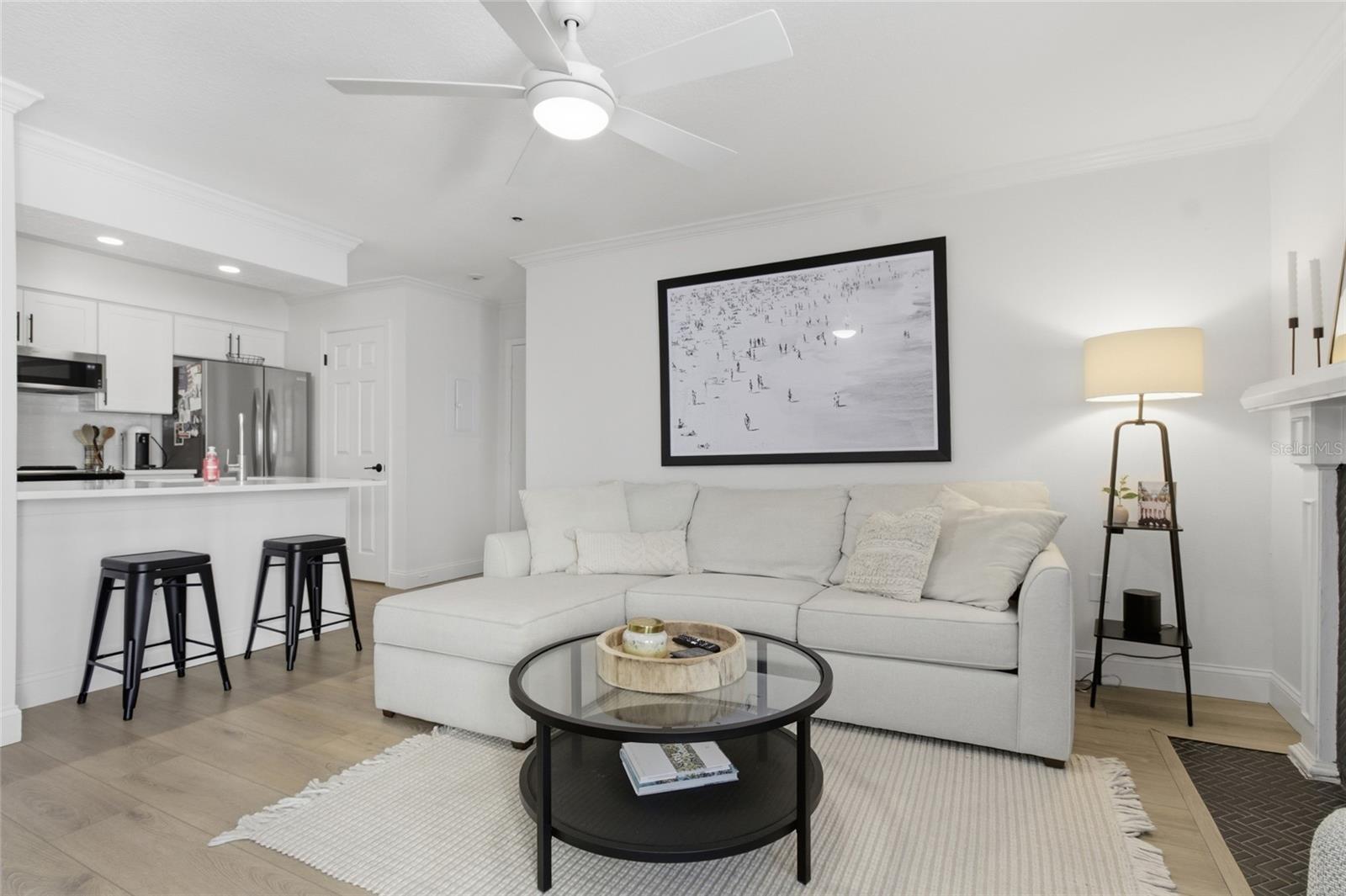 Image 2 of 19 For 1000 Horatio Street 218