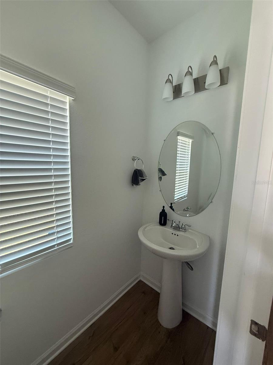 Image 10 of 44 For 4984 Big Pine Drive