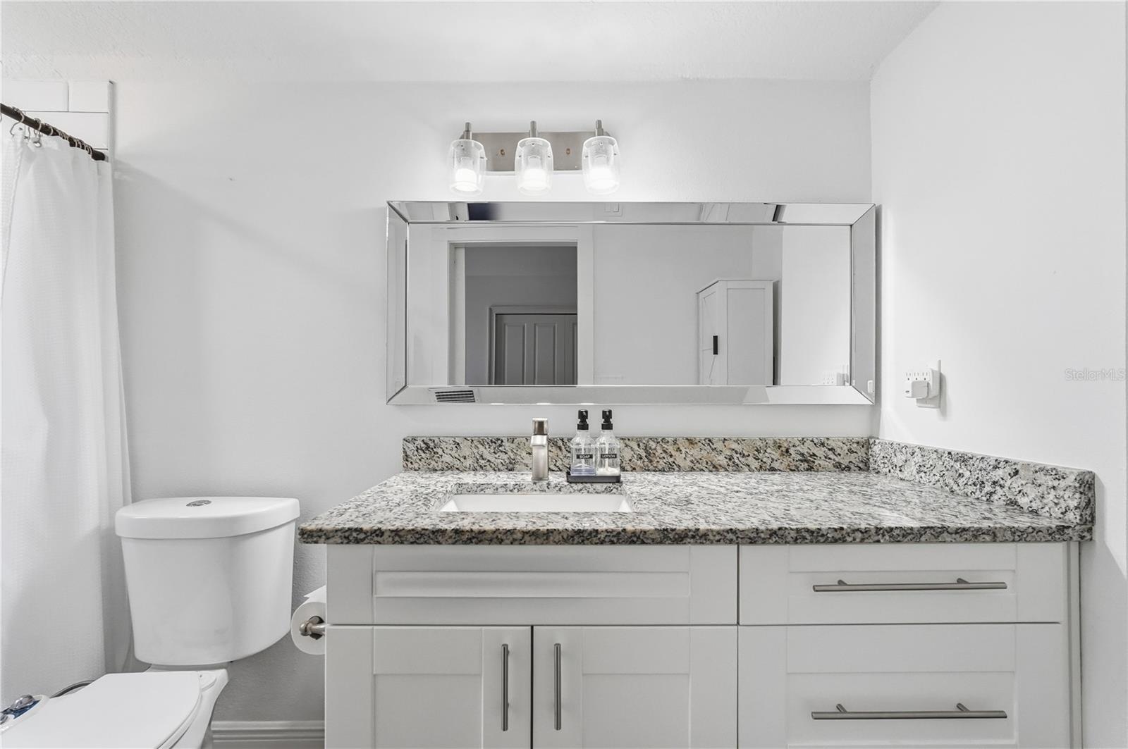 Image 14 of 26 For 4339 58th Avenue N