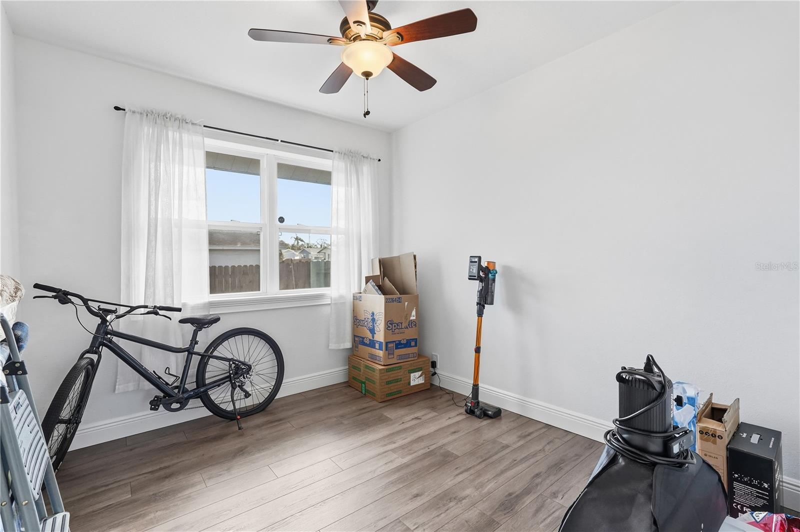 Image 18 of 26 For 4339 58th Avenue N