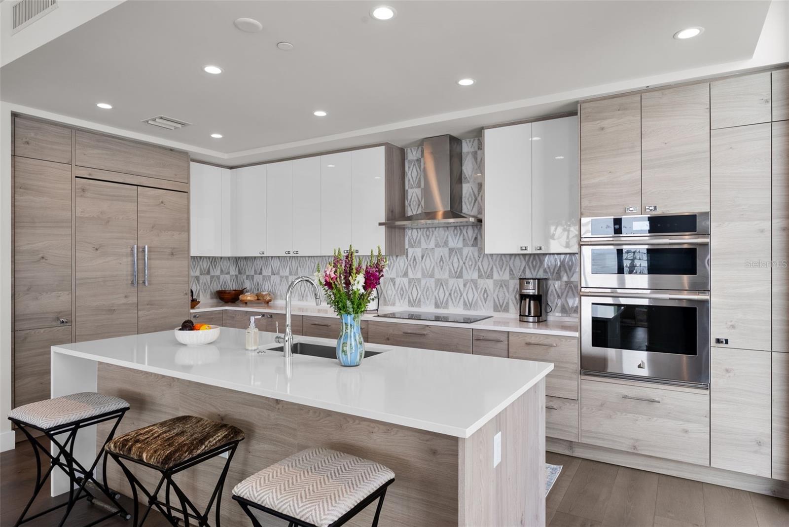 Image 17 of 66 For 301 1st. St. S 1103