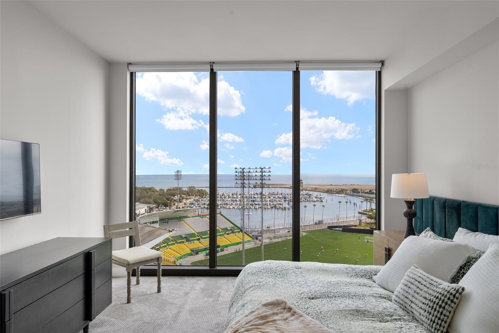 Image 20 of 66 For 301 1st. St. S 1103