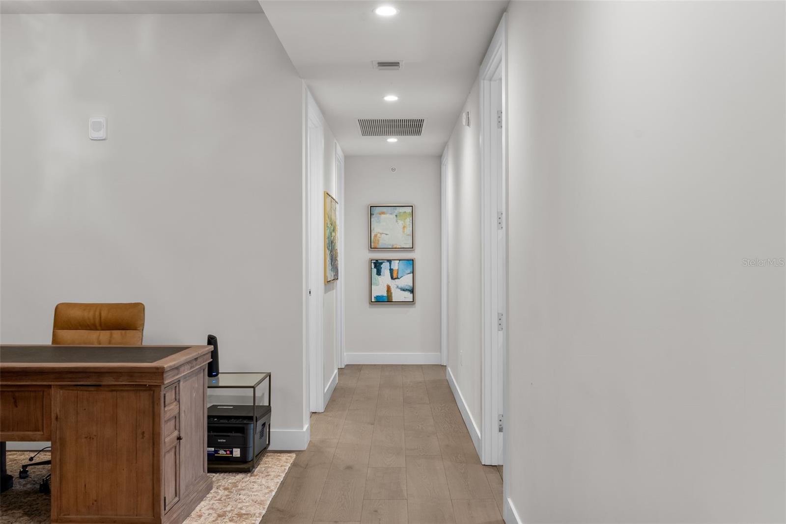 Image 25 of 66 For 301 1st. St. S 1103