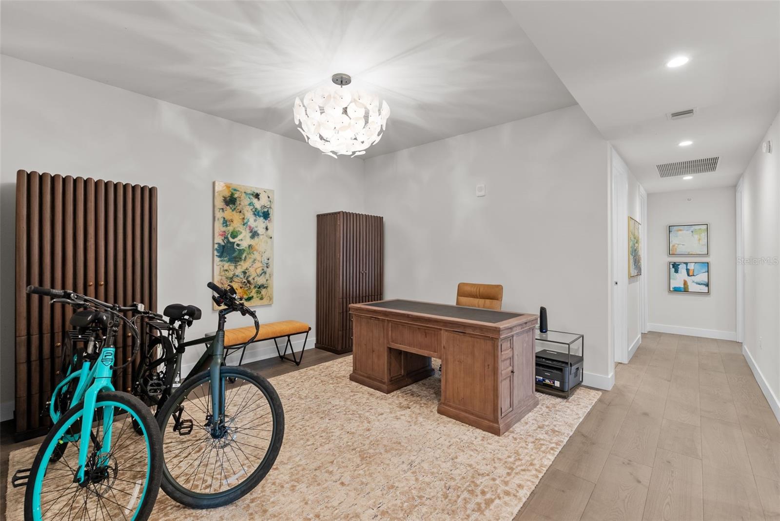 Image 26 of 66 For 301 1st. St. S 1103