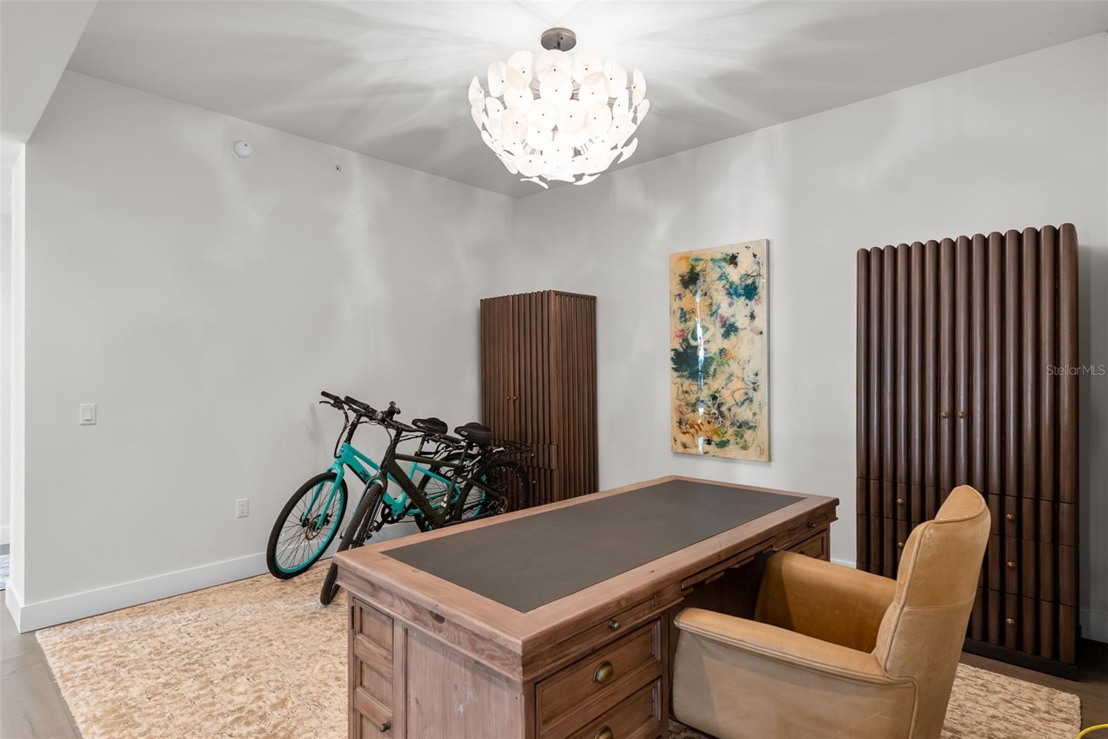 Image 27 of 66 For 301 1st. St. S 1103