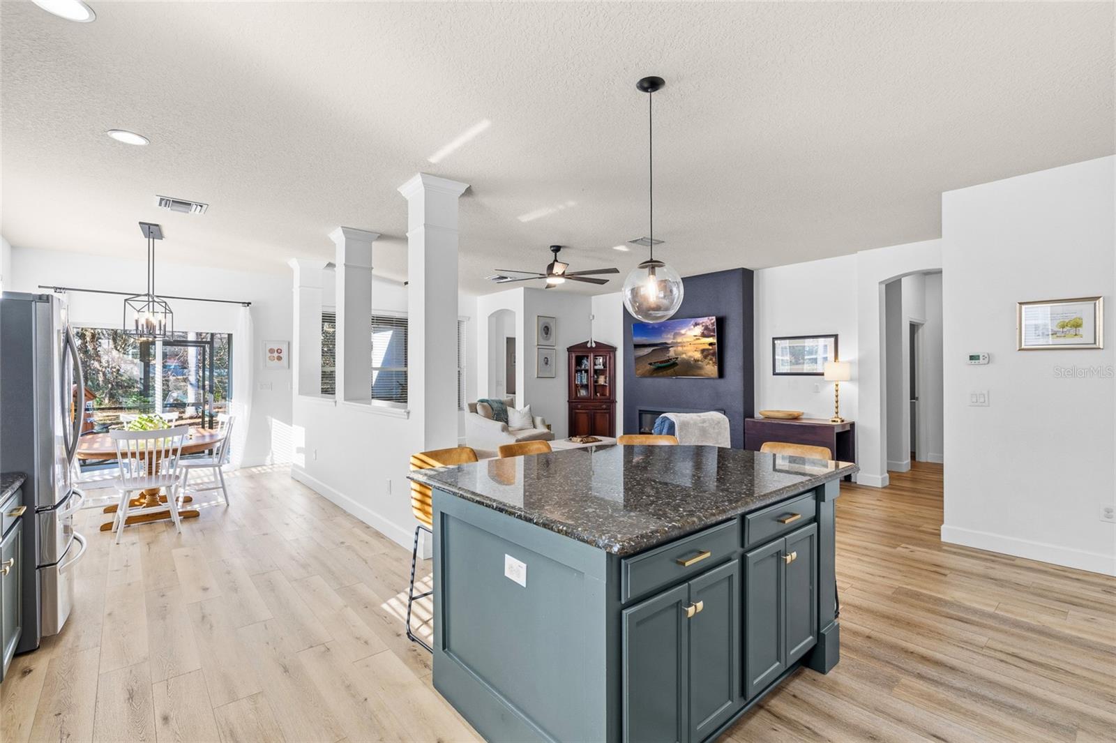 Image 14 of 72 For 15814 Starling Water Drive