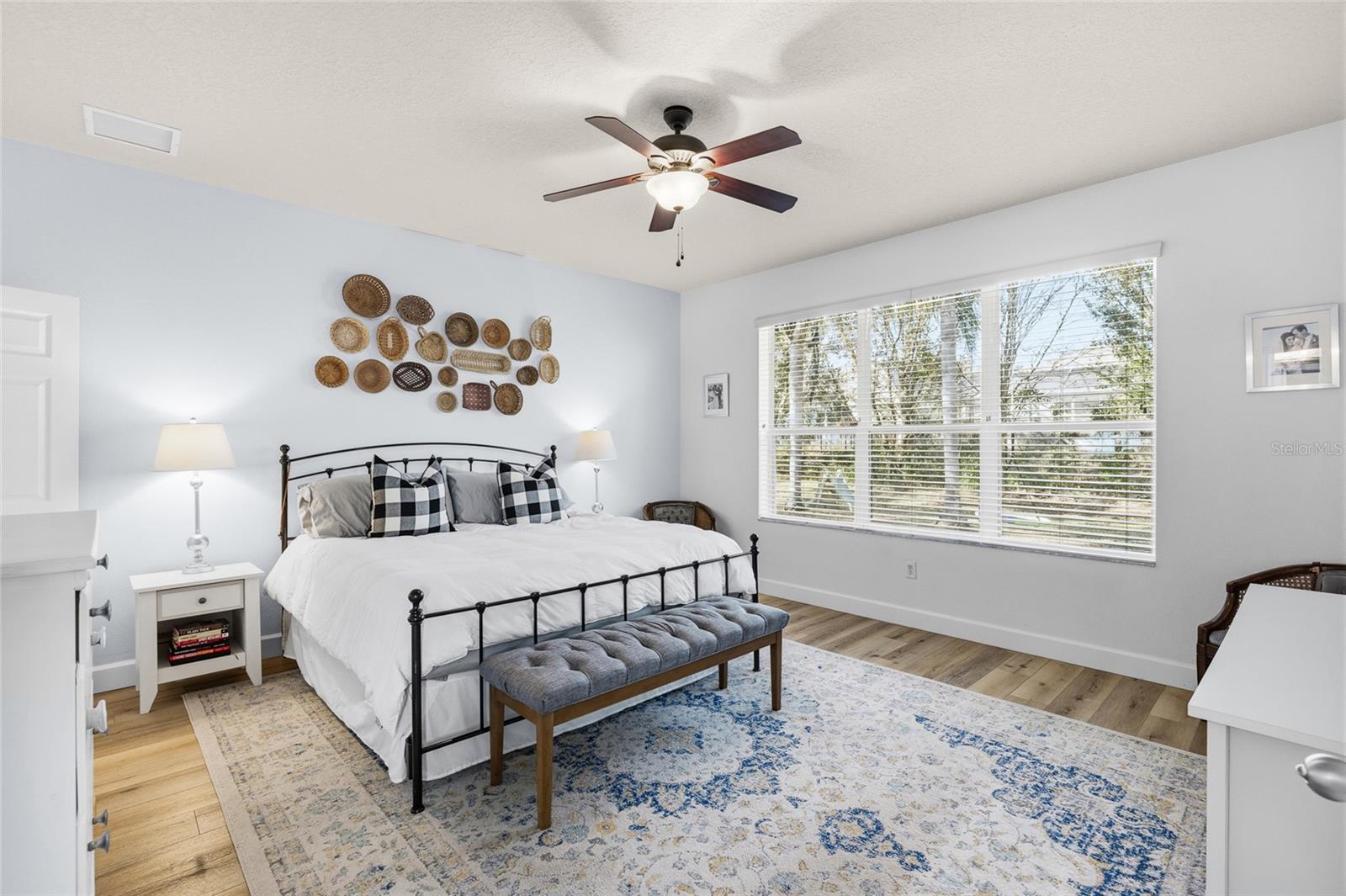 Image 20 of 72 For 15814 Starling Water Drive