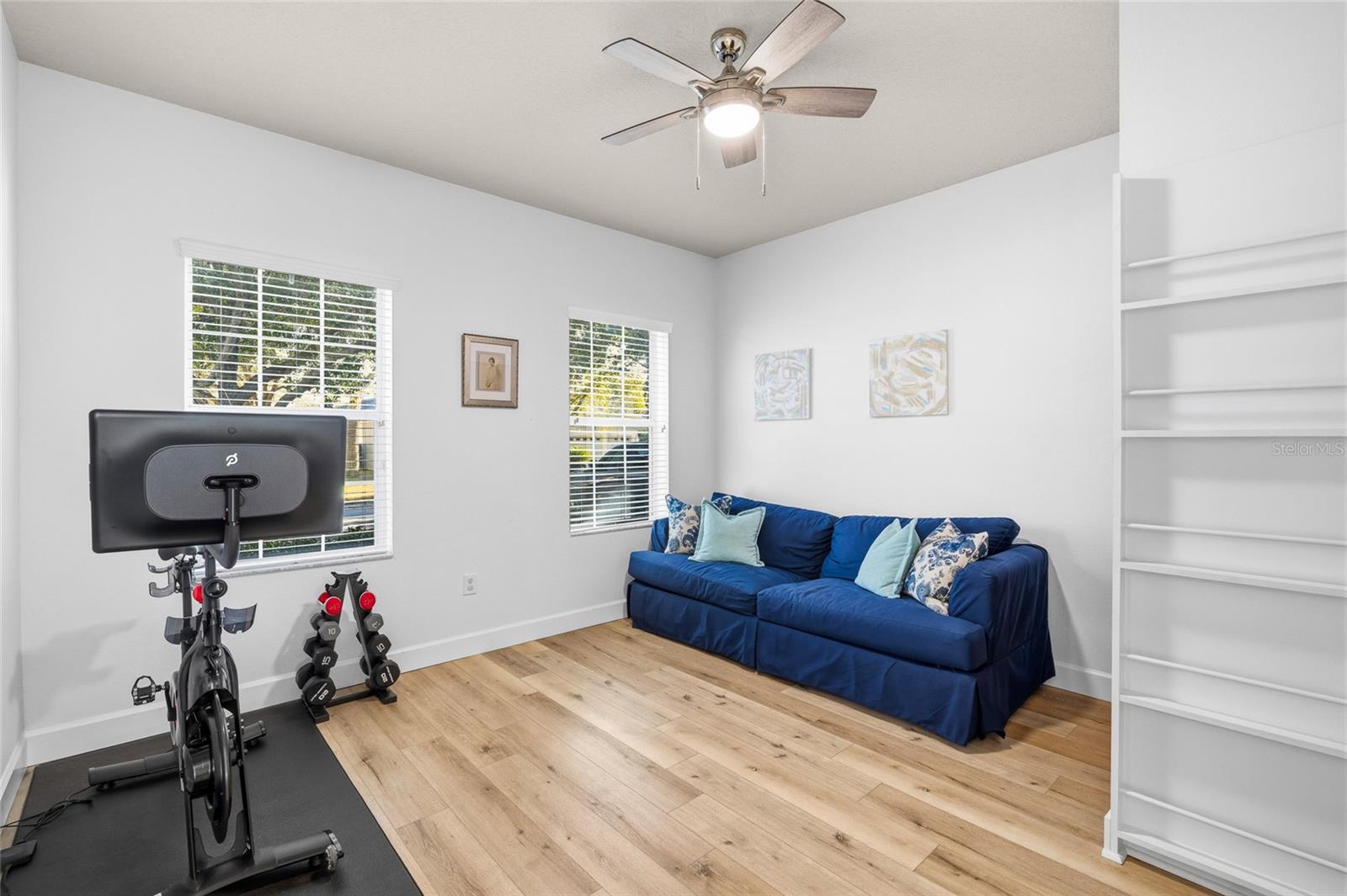 Image 27 of 72 For 15814 Starling Water Drive