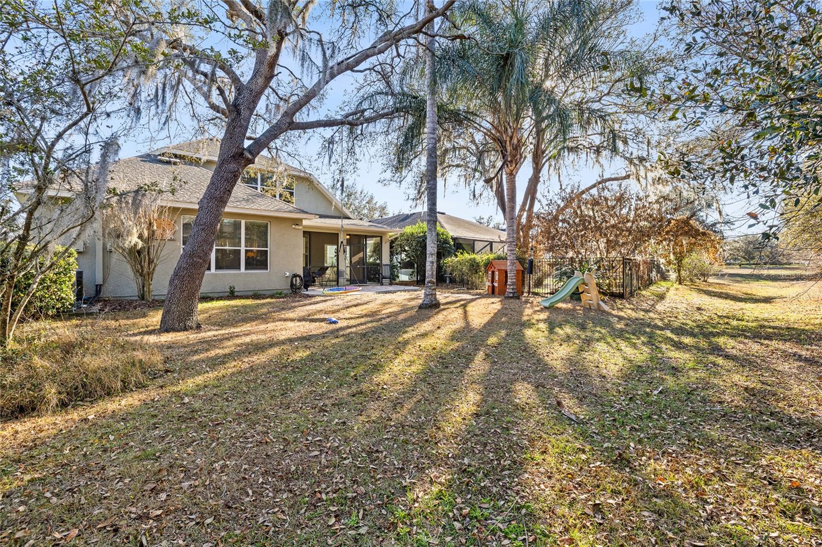 Image 43 of 72 For 15814 Starling Water Drive