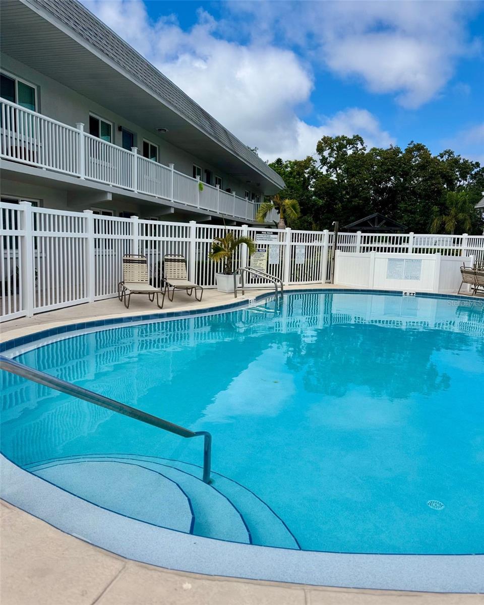 Image 13 of 14 For 1142 Sunset Point Road 15