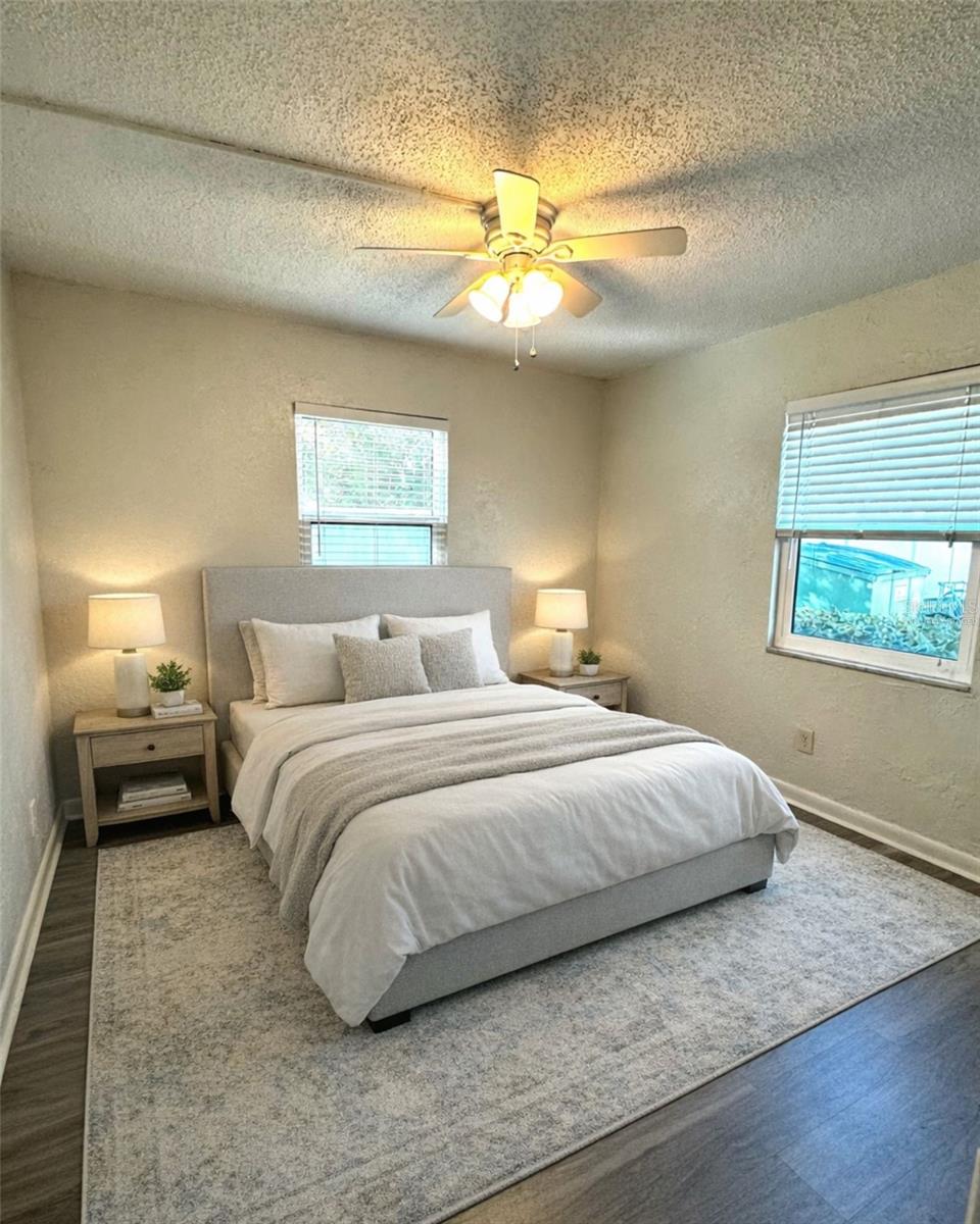 Image 7 of 14 For 1142 Sunset Point Road 15